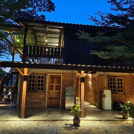 Sayang Di Kaki Bukit Homestay Near Icon City Bukit Mertajam Exterior foto