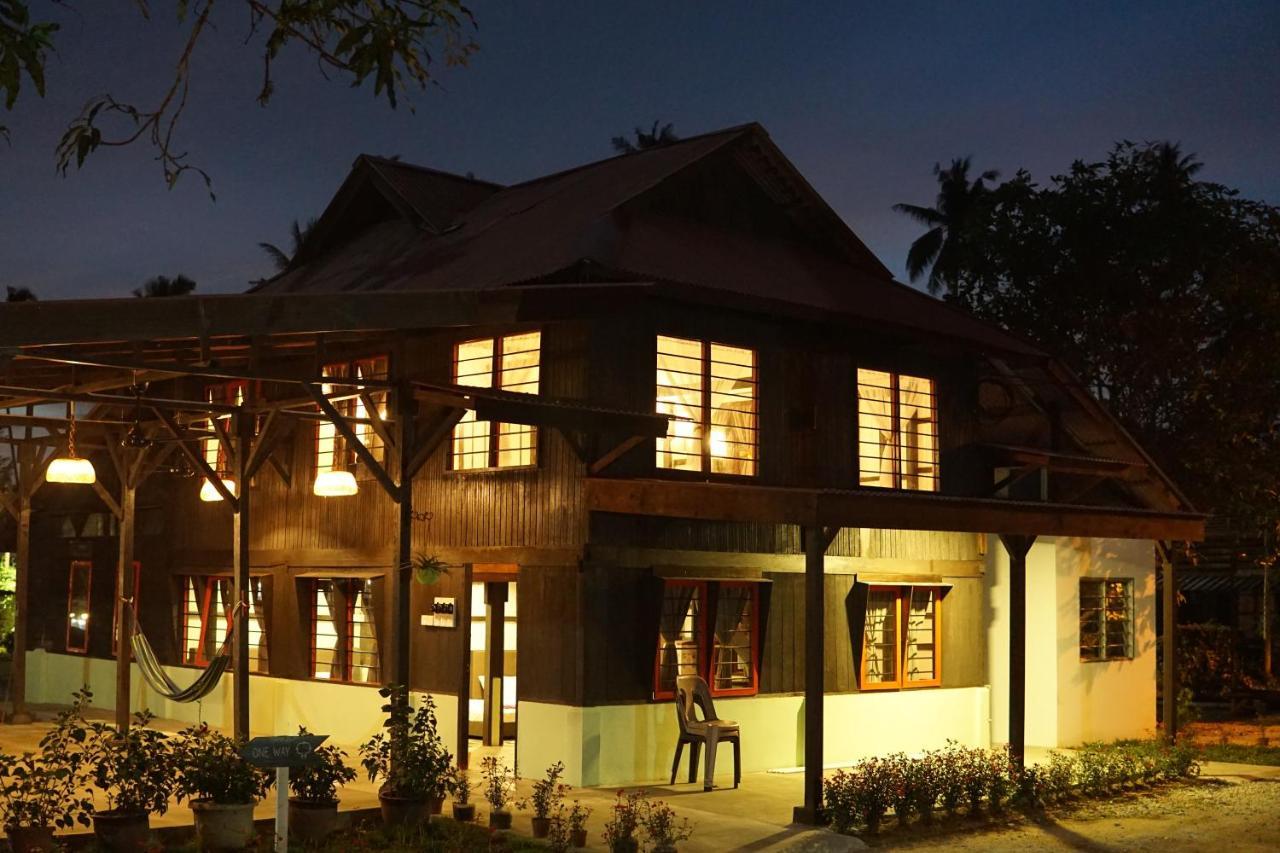 Sayang Di Kaki Bukit Homestay Near Icon City Bukit Mertajam Exterior foto